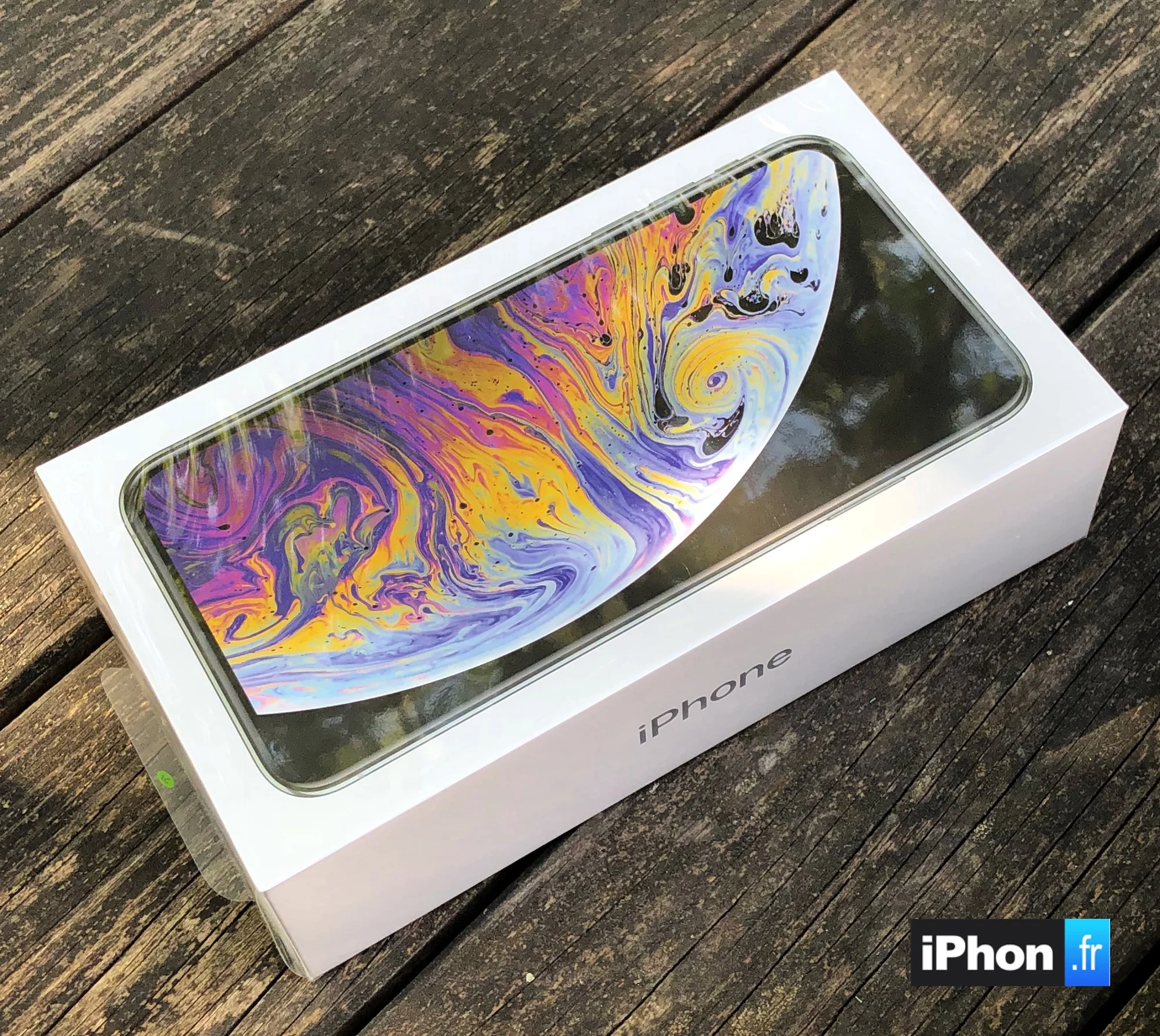 無分別なブルームバーグ：iPhone XSとXRの販売促進にApple社内が動員？