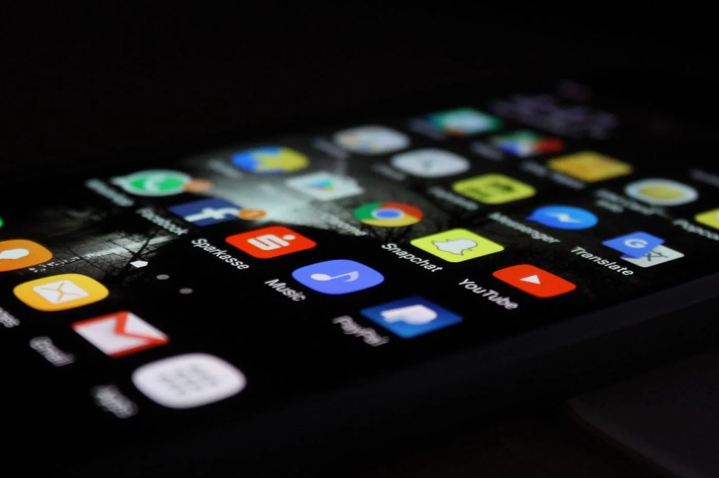 プライバシー: 新しい研究によると、Android は iOS よりもはるかに好奇心が強いと考えられます