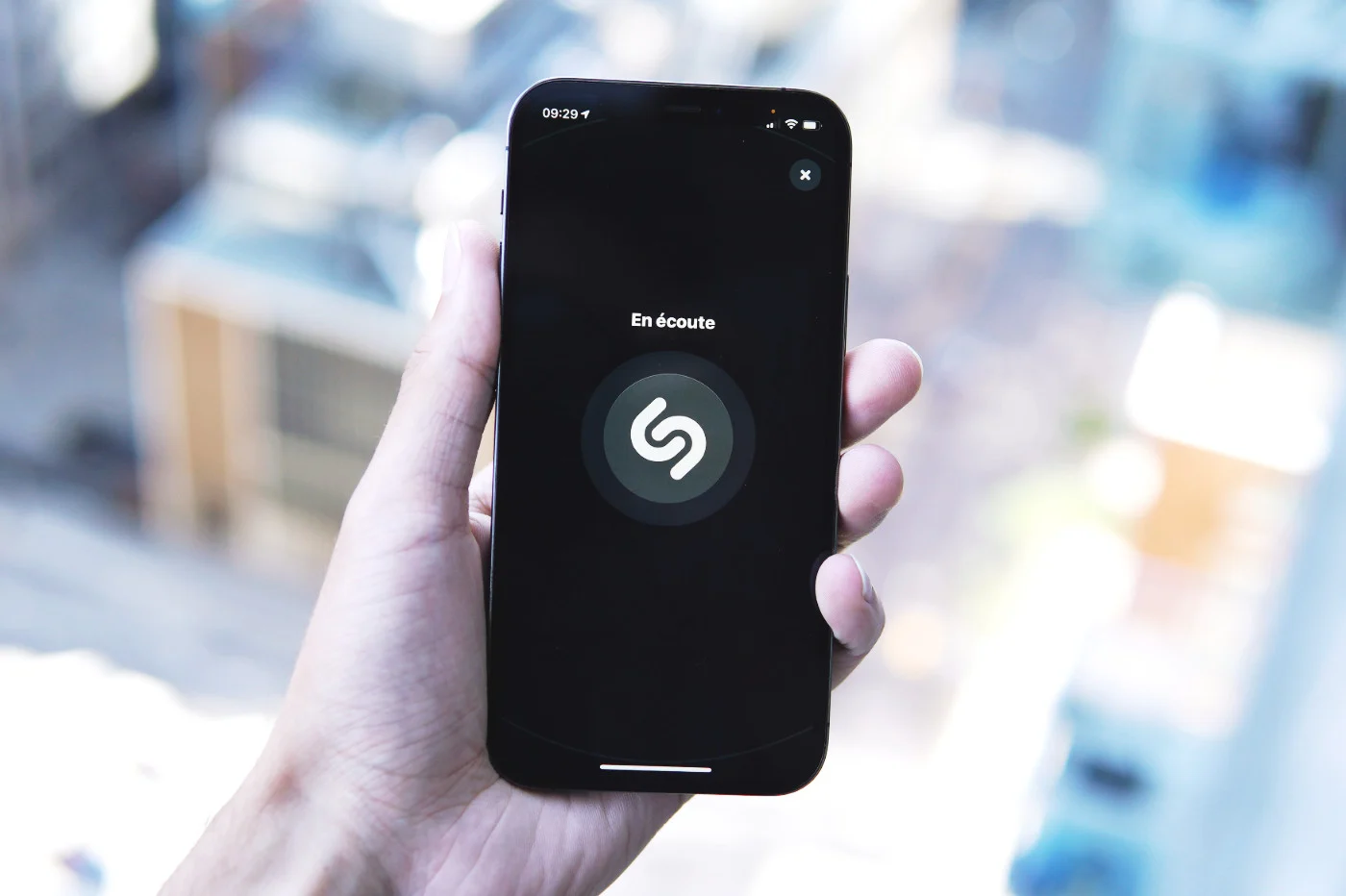 お誕生日おめでとう Shazam: 20 年間の誠実な奉仕