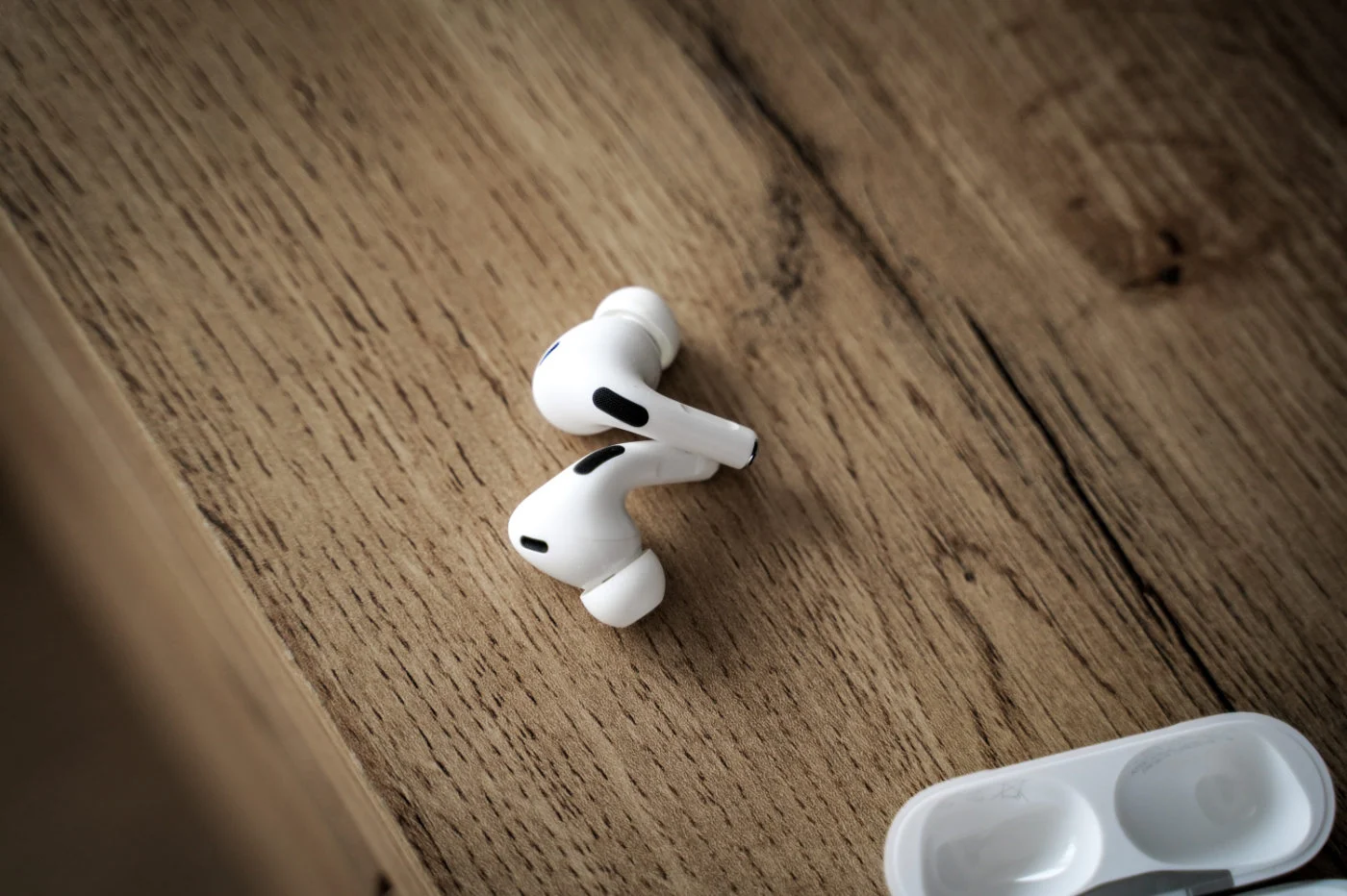 AirPods Pro 2: ワイヤレスヘッドフォンのテクニカルシート、価格、意見