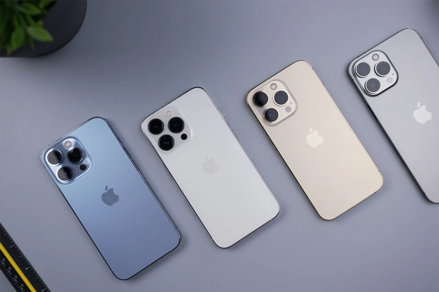 AppleはAndroidにとって大きな問題である「Z世代」に本気でアピール