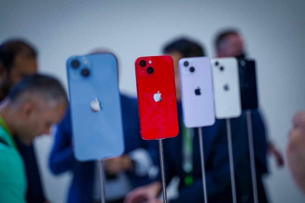 iPhone 15と思われるモデルが発見されたが、フランスでは発見されなかった