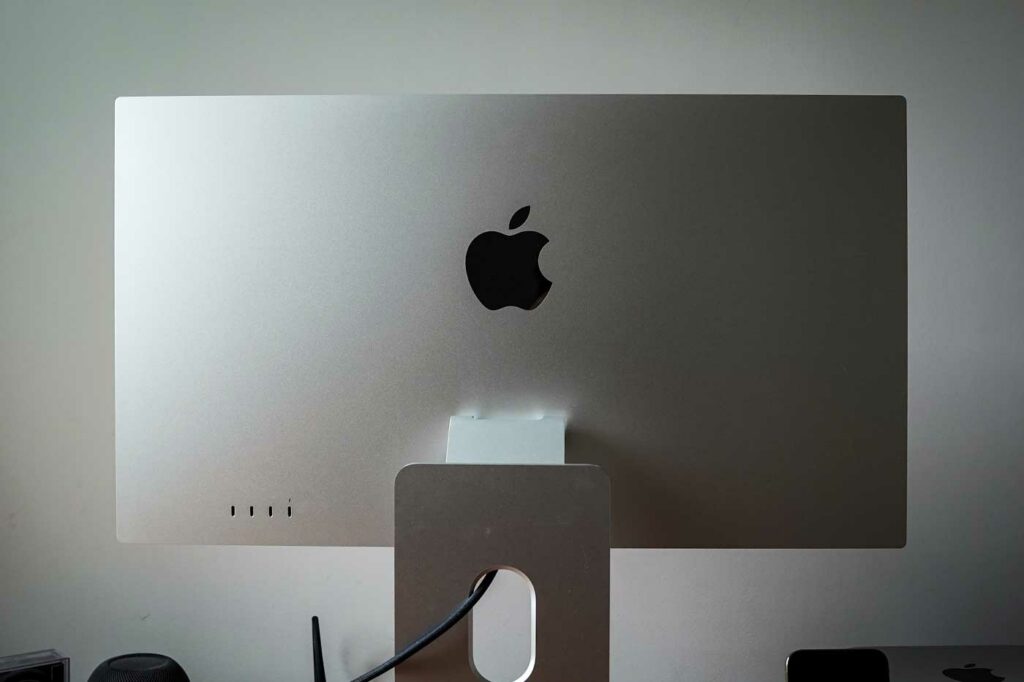 macOS 14、tvOS 17、Xcode、Studio Display のアップデート