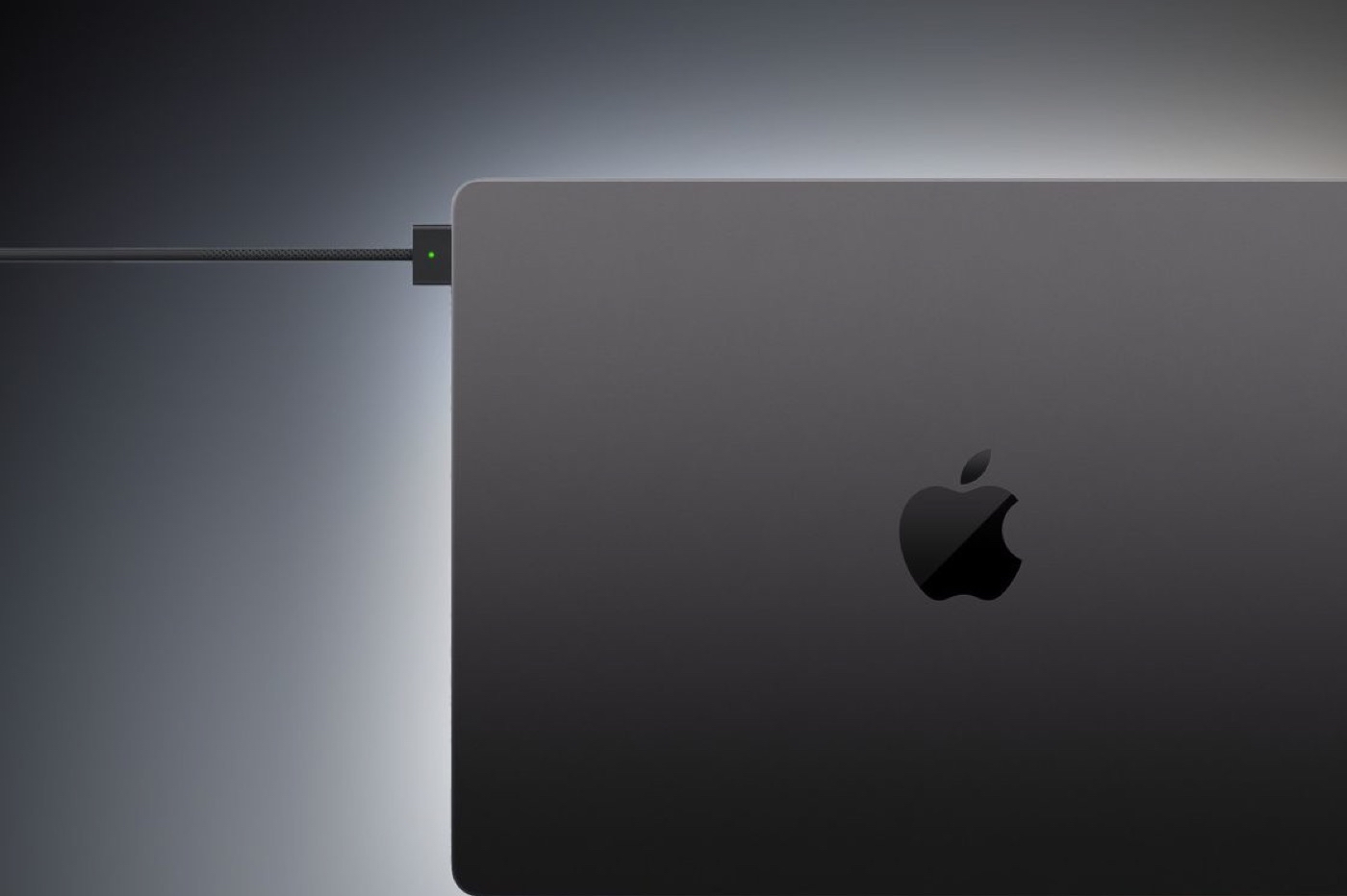 スペース ブラック: 新しい Mac のカラーのアクセサリーになりました