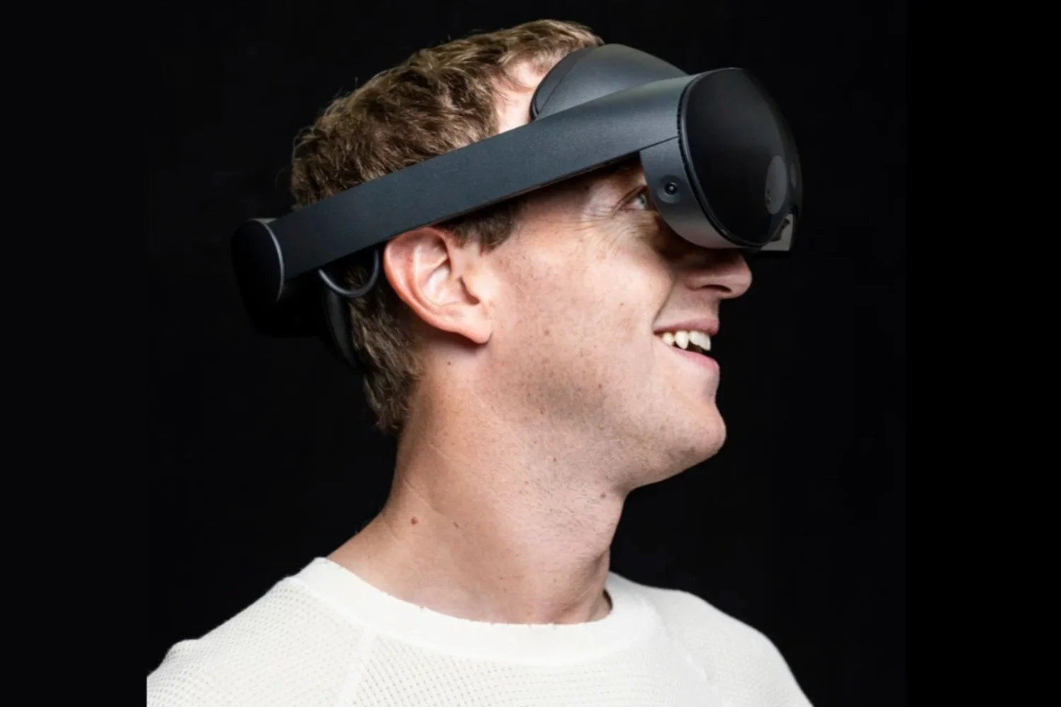iPhone スクリーンまたは VR ヘッドセット: 企業は 2 つのゲームをプレイします