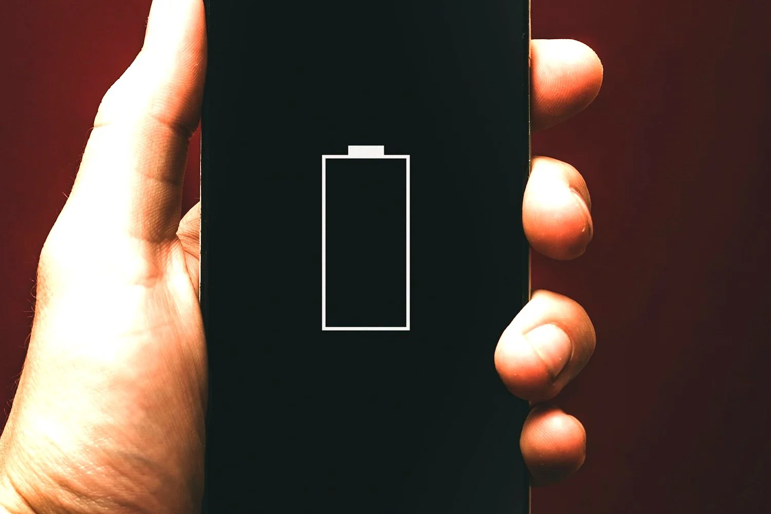 次のRealmeはiPhone 16の2倍強力なバッテリーを搭載する可能性があります