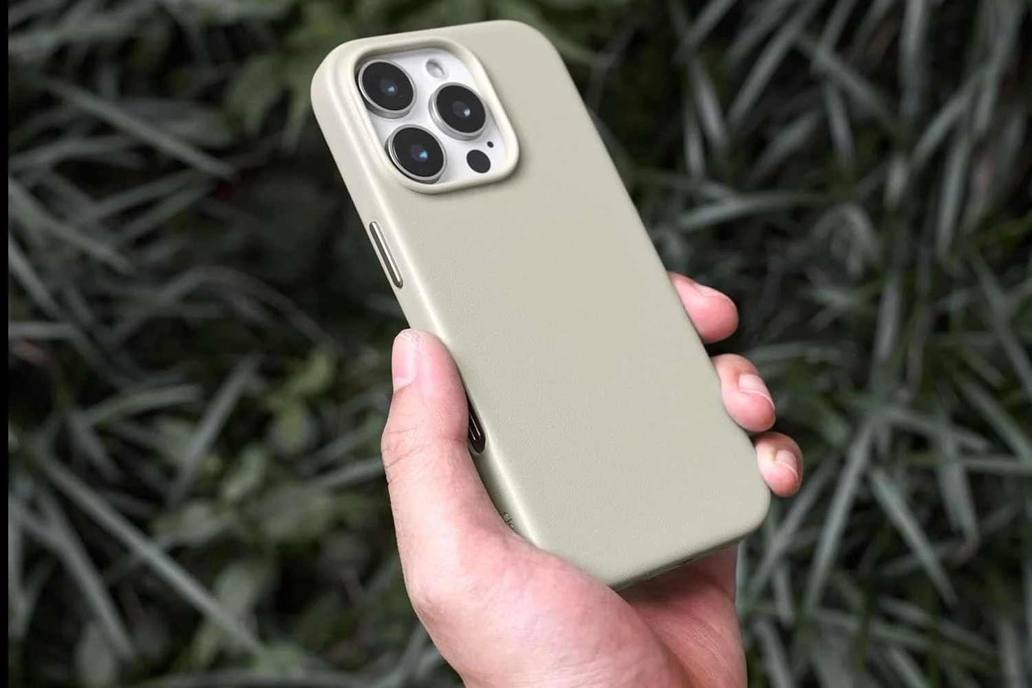 iPhone の価格は Android スマートフォンの平均 3 倍です
