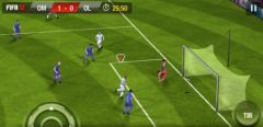 EA、iPhone と iPad のゲーム「FIFA 12」を発売…iPhone をコントローラーとして使用