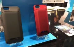 写真: iPhone 6 / 6 plus 用 Phonesuit Elite 6 バッテリー ケース
