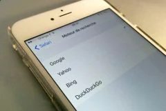 10億: iOSのSafariのデフォルト検索エンジンの価格