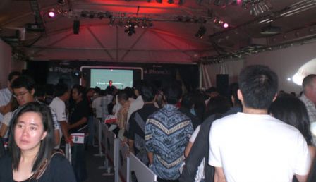 iPhone 3Gがインドネシアで発売