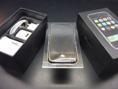 もうすぐ 10 年: 第 1 世代の iPhone の中には、現在では非常に高価なものもあります。