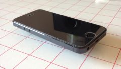 iPhone 5 用 Glas T Slim 画面保護ガラスのテスト
