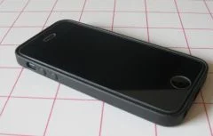 iPhone 5/5s用Appleレザーケースのレビュー